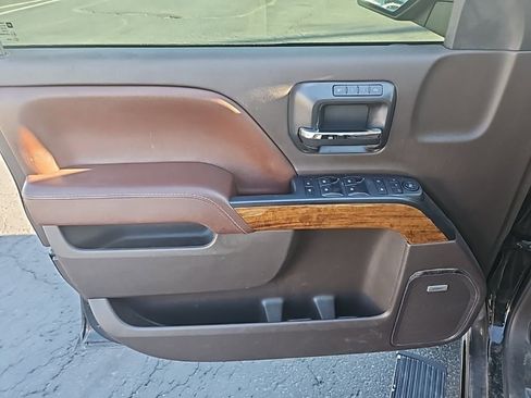 Used 2015 Chevrolet Silverado 1500 High Country w/ High Country Premium Package image 12