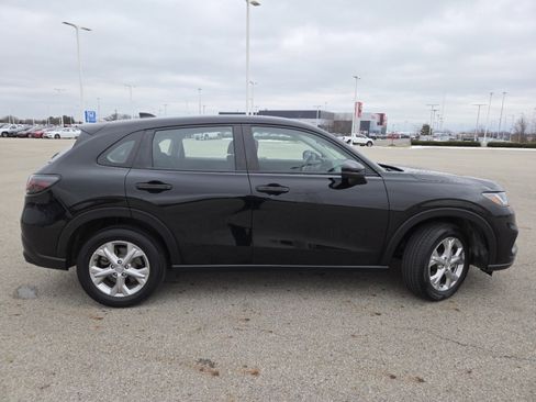 Used 2023 Honda HR-V LX image 18