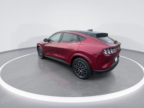 Used 2025 Ford Mustang Mach-E Premium image 6