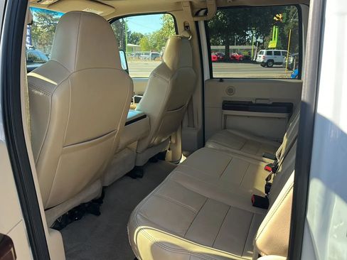 Used 2009 Ford F250 Lariat AWD/4WD image 9