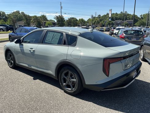 Used 2025 Kia K4 FWD image 5