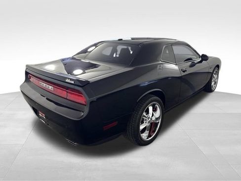 Used 2013 Dodge Challenger R/T RWD image 9