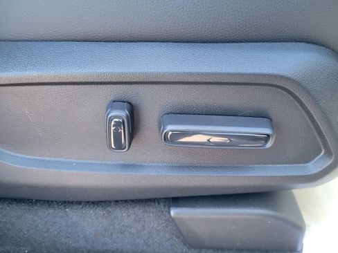 New 2026 Honda Pilot Touring image 39