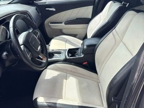 Used 2015 Dodge Charger SXT w/ AWD Plus Group image 9