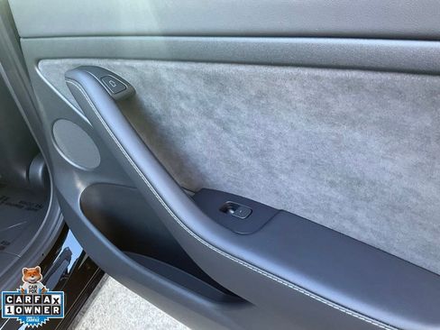 Used 2023 Tesla Model 3 Performance image 62