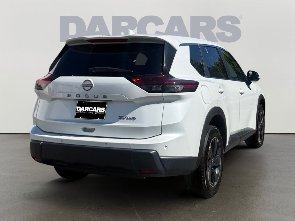Used 2024 Nissan Rogue SV AWD/4WD image 7