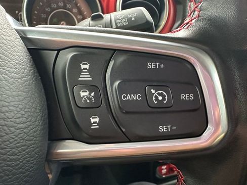 Used 2020 Jeep Wrangler Unlimited Rubicon w/ Advanced Safety Group image 13