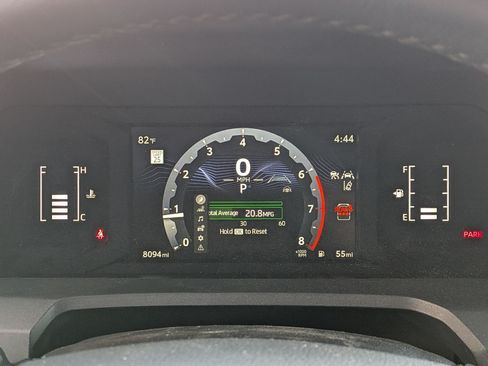 Used 2025 Toyota 4Runner SR5 AWD/4WD image 20