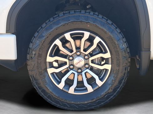 Used 2021 GMC Sierra 1500 AT4 w/ AT4 Premium Package AWD/4WD image 35
