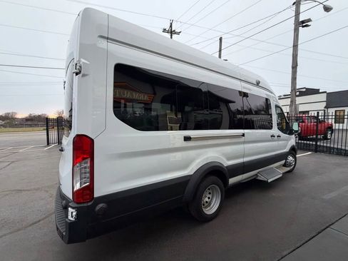 Used 2019 Ford Transit 350 XL image 9