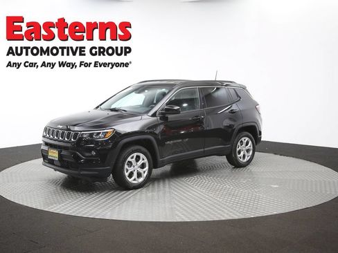 Used 2024 Jeep Compass Latitude AWD/4WD image 55