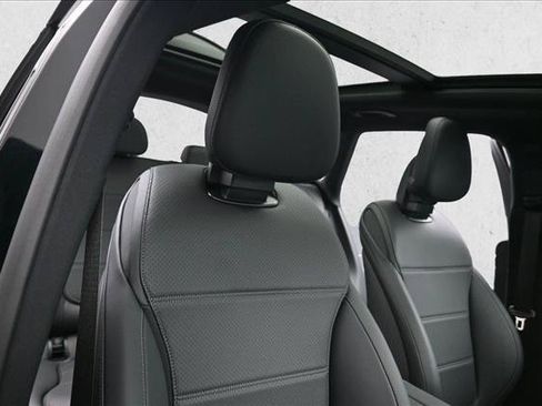 Certified 2026 Mercedes-Benz GLC 300 4MATIC image 28