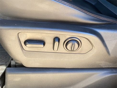 Used 2020 GMC Sierra 1500 AT4 w/ AT4 Premium Package image 21