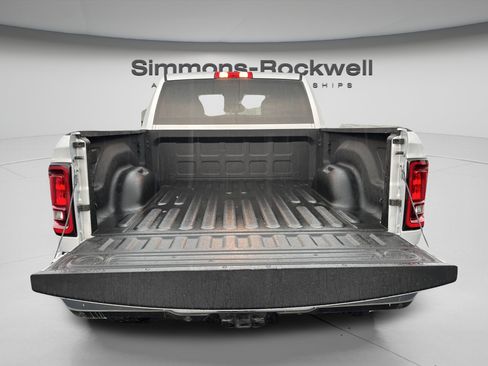 Used 2026 RAM 2500 Big Horn AWD/4WD image 10