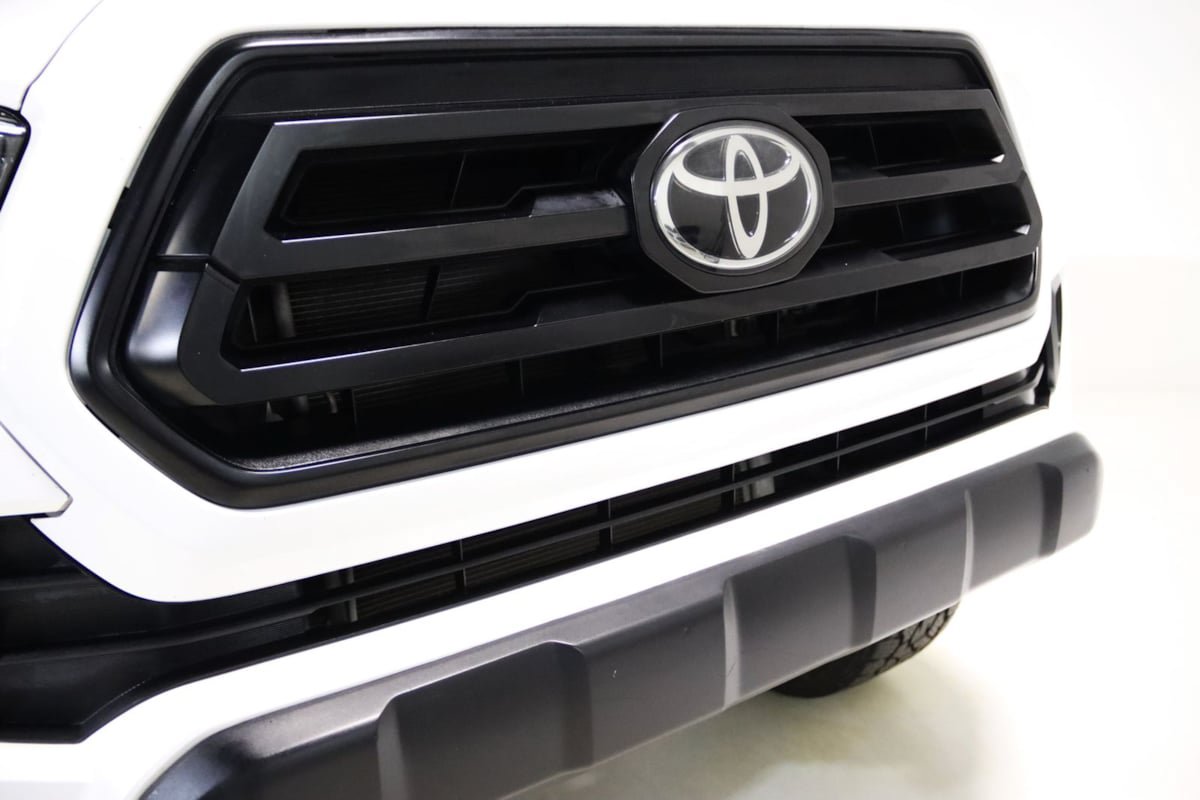 Used 2020 Toyota Tacoma SR AWD/4WD image 24