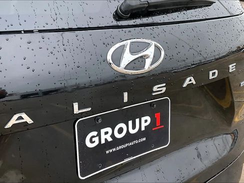 Used 2021 Hyundai Palisade Limited image 30