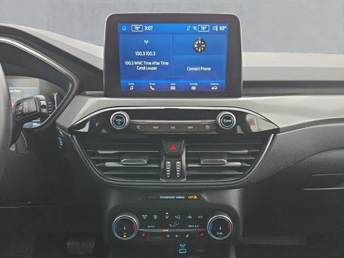 Used 2023 Ford Escape Active image 17