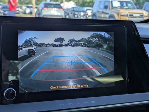Used 2024 Toyota Prius XLE FWD image 20