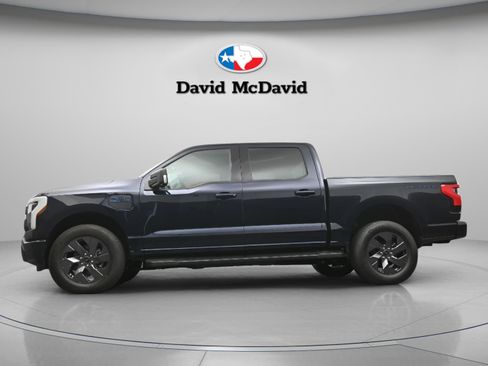 Used 2025 Ford F150 Lightning Flash AWD/4WD image 32