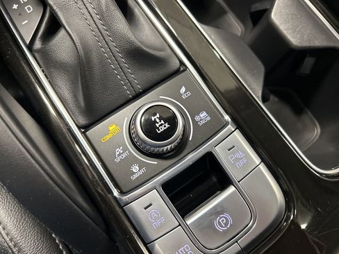 Used 2020 Kia Telluride EX image 23