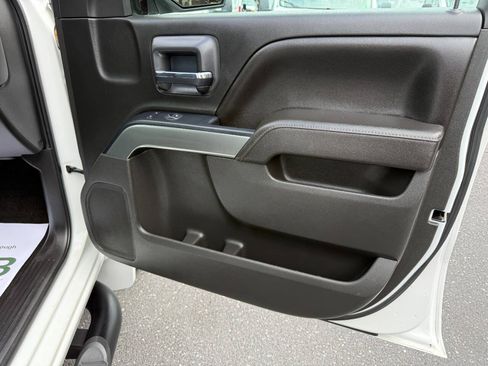 Used 2017 Chevrolet Silverado 1500 LT w/ All Star Edition AWD/4WD image 31