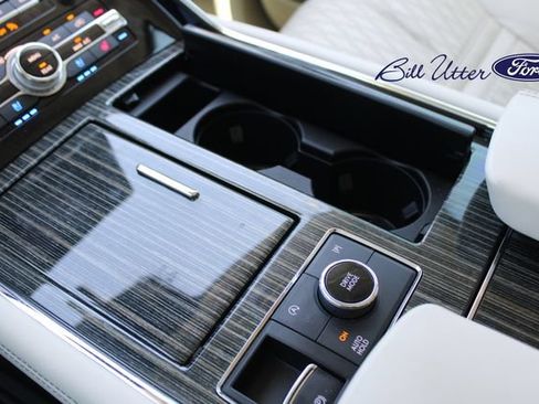 Used 2024 Lincoln Navigator Black Label AWD/4WD image 18