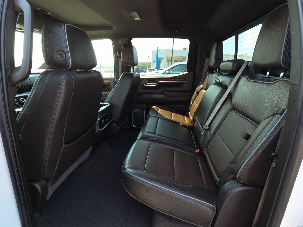 Used 2022 GMC Sierra 1500 Denali w/ Technology Package AWD/4WD image 32