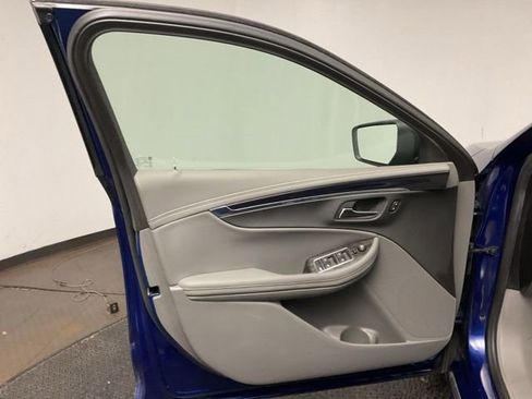 Used 2014 Chevrolet Impala LT image 10