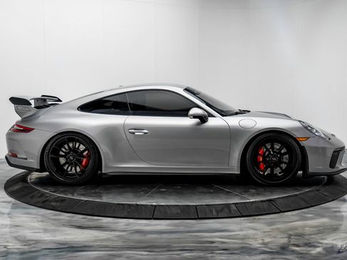 Used 2018 Porsche 911 GT3 w/ Sport Chrono Package image 17