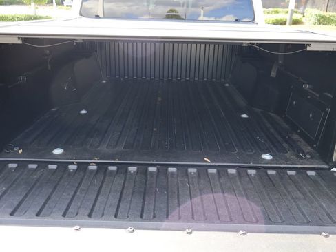 Used 2022 Toyota Tacoma SR5 w/ Technology Package RWD image 22