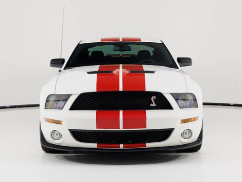 Used 2007 Ford Mustang Shelby GT500 RWD image 8