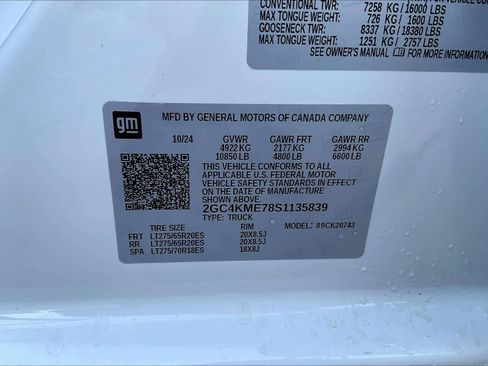 Certified 2025 Chevrolet Silverado 2500 Custom w/ Custom Value Package AWD/4WD image 34