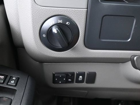 Used 2020 Nissan NV 1500 SV w/ Navigation Package RWD image 29
