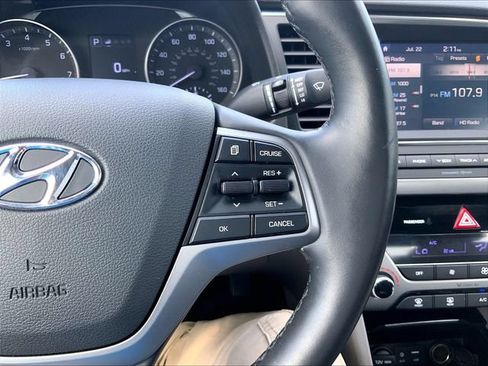 Used 2017 Hyundai Elantra SE w/ SE A/T Tech Package 03 FWD image 14