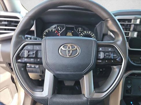 Used 2022 Toyota Tundra SR5 w/ SR5 Convenience Package RWD image 12