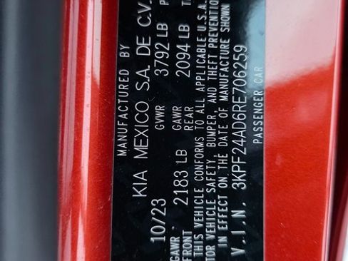 Certified 2024 Kia Forte LXS w/ LXS Technology Package image 25