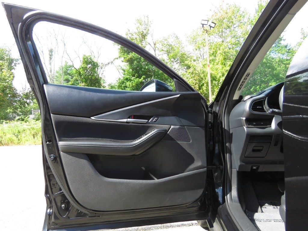 Used 2024 MAZDA CX-30 AWD 2.5 S image 9