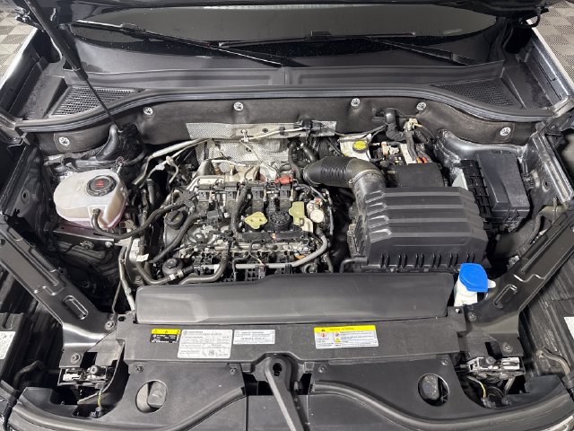 Used 2024 Volkswagen Atlas SEL AWD/4WD image 43