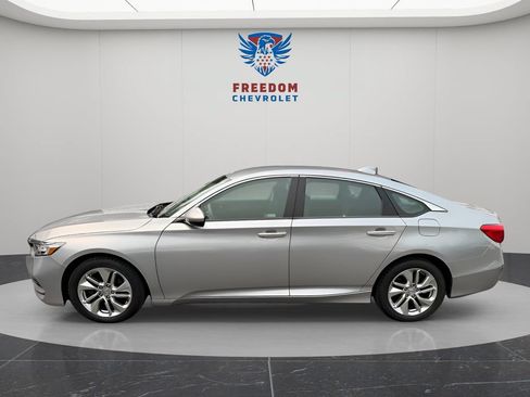 Used 2019 Honda Accord LX image 3