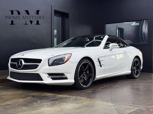 Used 2013 Mercedes-Benz SL 550 w/ Premium Pkg image 1