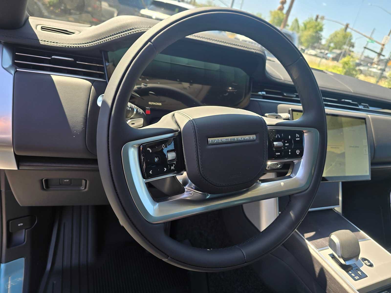 New 2026 Land Rover Range Rover Long Wheelbase SE AWD/4WD image 26