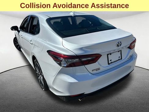 Certified 2023 Toyota Camry XLE FWD image 9