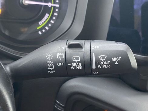 Used 2025 Jeep Wrangler Unlimited Sahara AWD/4WD image 21