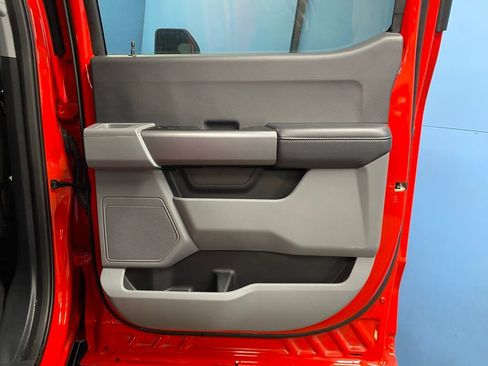 Used 2025 Ford F350 XLT image 46