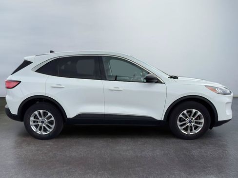 Used 2022 Ford Escape SE AWD/4WD image 6