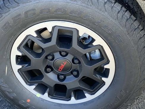 New 2026 Toyota Tacoma TRD Off-Road AWD/4WD image 6