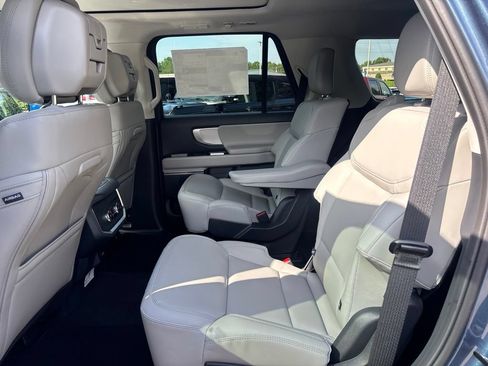 New 2027 Ford Expedition Active RWD image 16