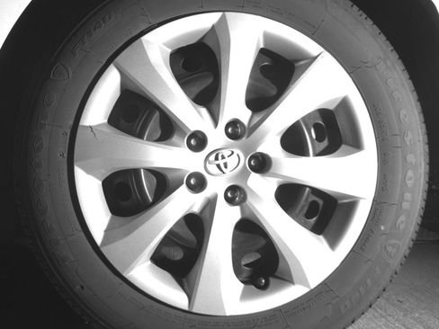 Used 2025 Toyota Corolla LE image 14