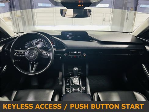 Used 2022 MAZDA MAZDA3 s image 4