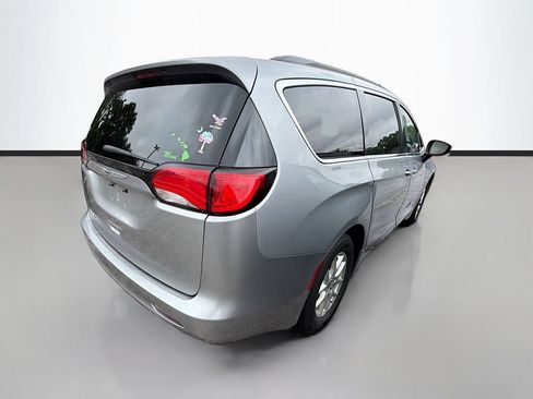 Used 2021 Chrysler Voyager Lxi FWD image 8